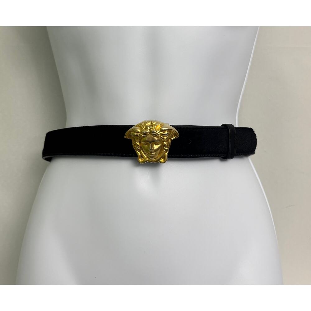 Gianni Versace Vintage Gold Tone Medusa Black Fur Calfskin Leather Belt Size 28 - Picture 3 of 13
